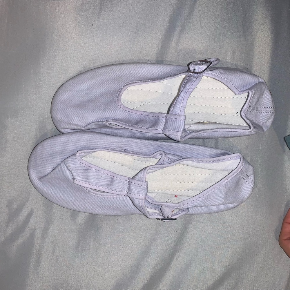 UO light lilac Mary Jane T-strap shoes